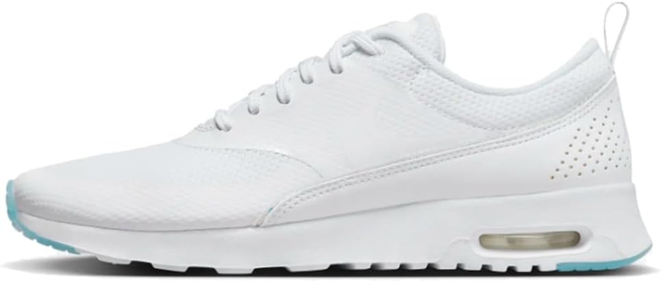 most comfortable spikeless golf shoes Nike Roche G 